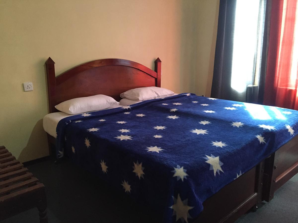 Hotel Silver Falls - 努沃勒埃利耶 外观 照片