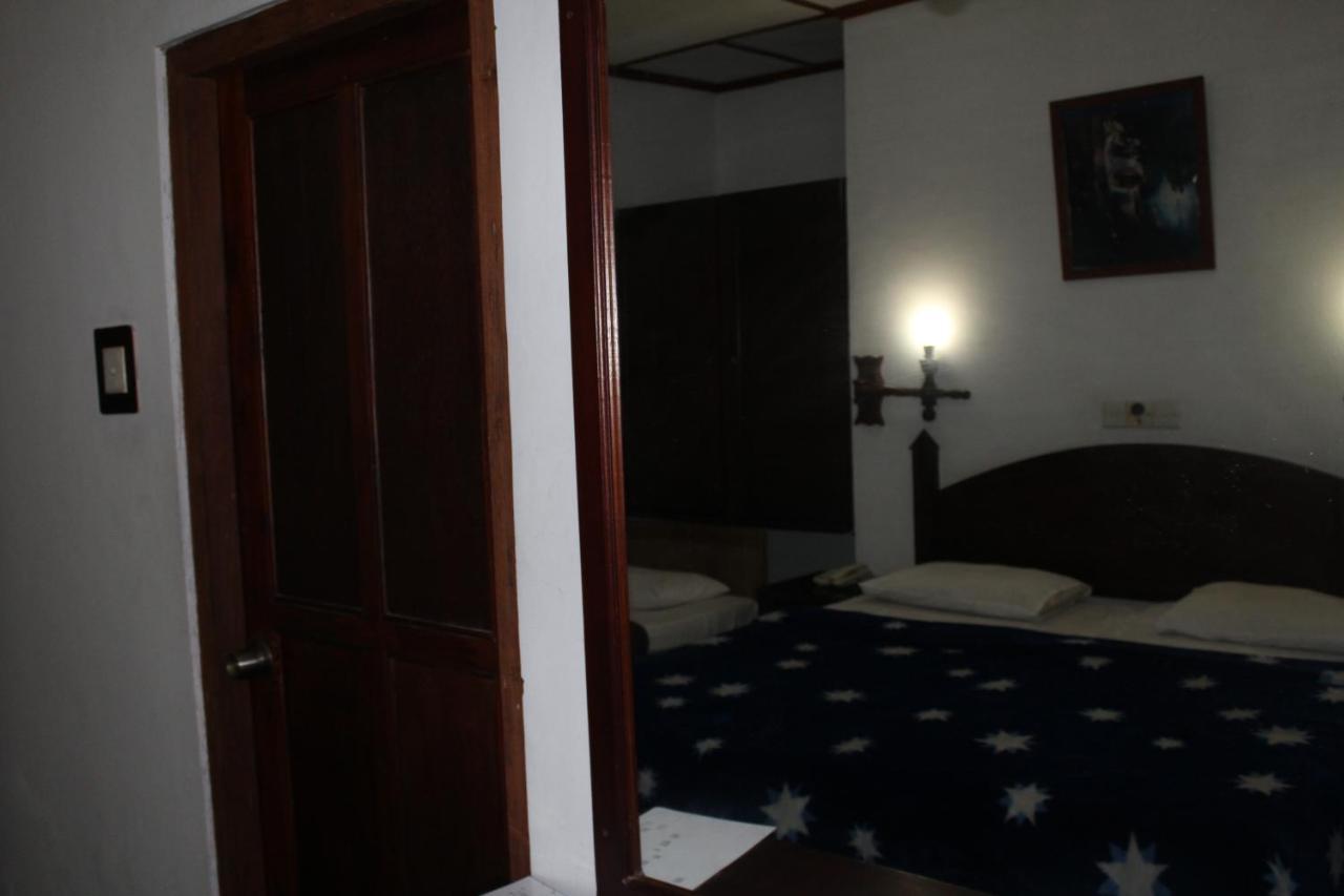Hotel Silver Falls - 努沃勒埃利耶 外观 照片