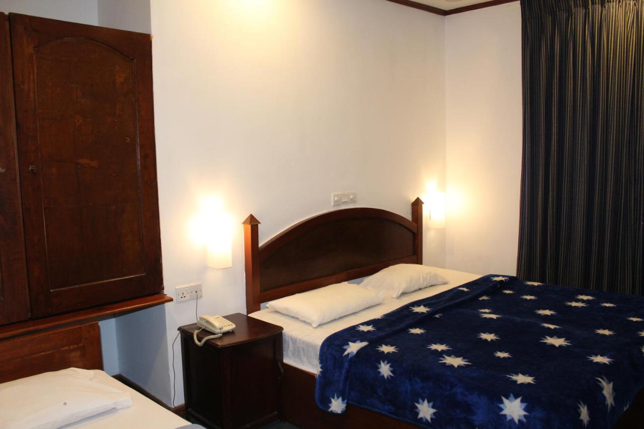 Hotel Silver Falls - 努沃勒埃利耶 外观 照片