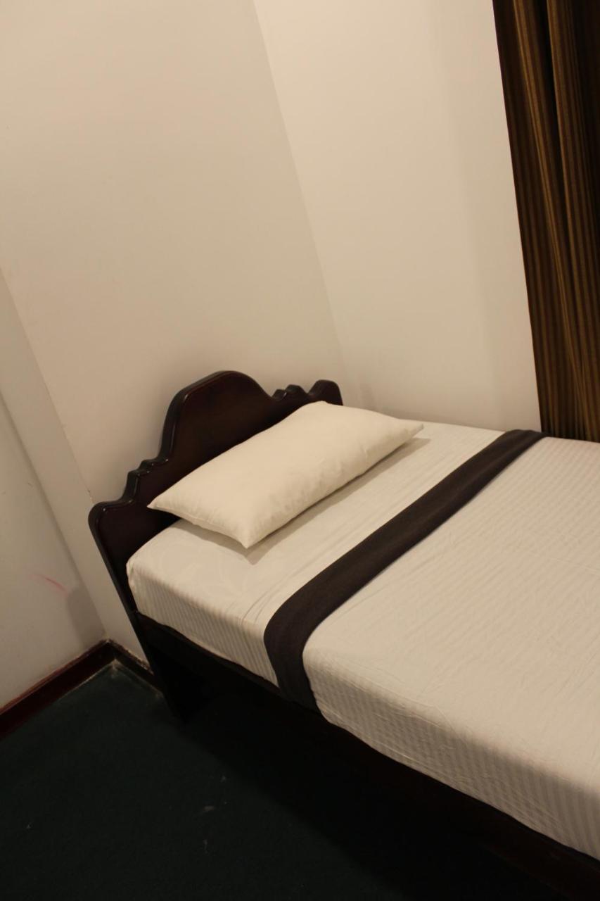 Hotel Silver Falls - 努沃勒埃利耶 外观 照片